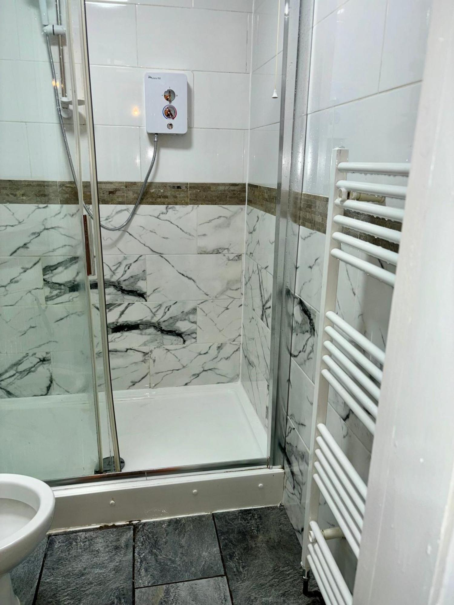 Stainless Guests House Ξενοδοχείο Ντάντλεϊ Εξωτερικό φωτογραφία